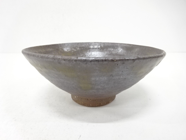 作家物　鉄釉　茶碗